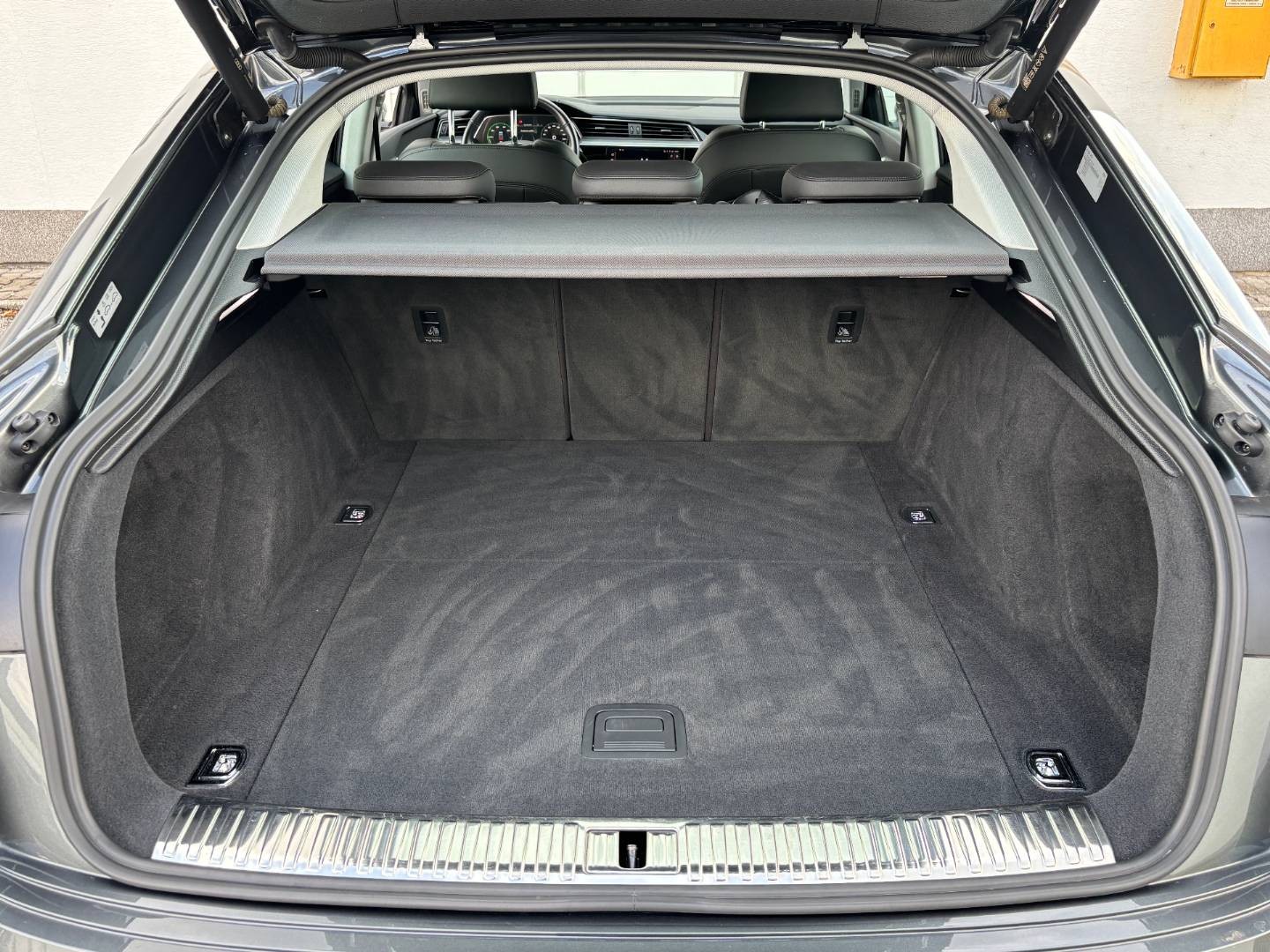 Audi E-tron 50 quattro S line