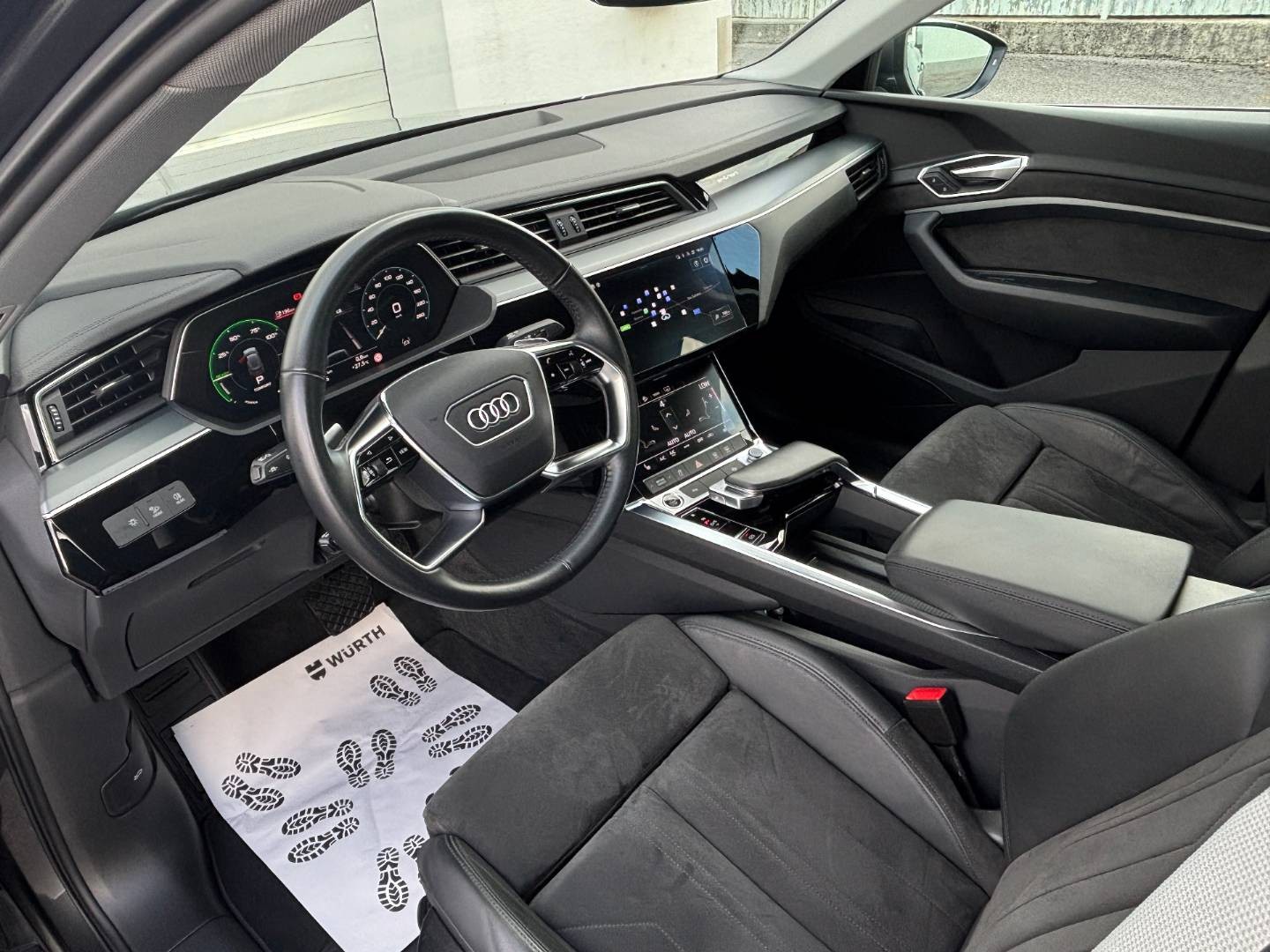 Audi E-tron 50 quattro S line