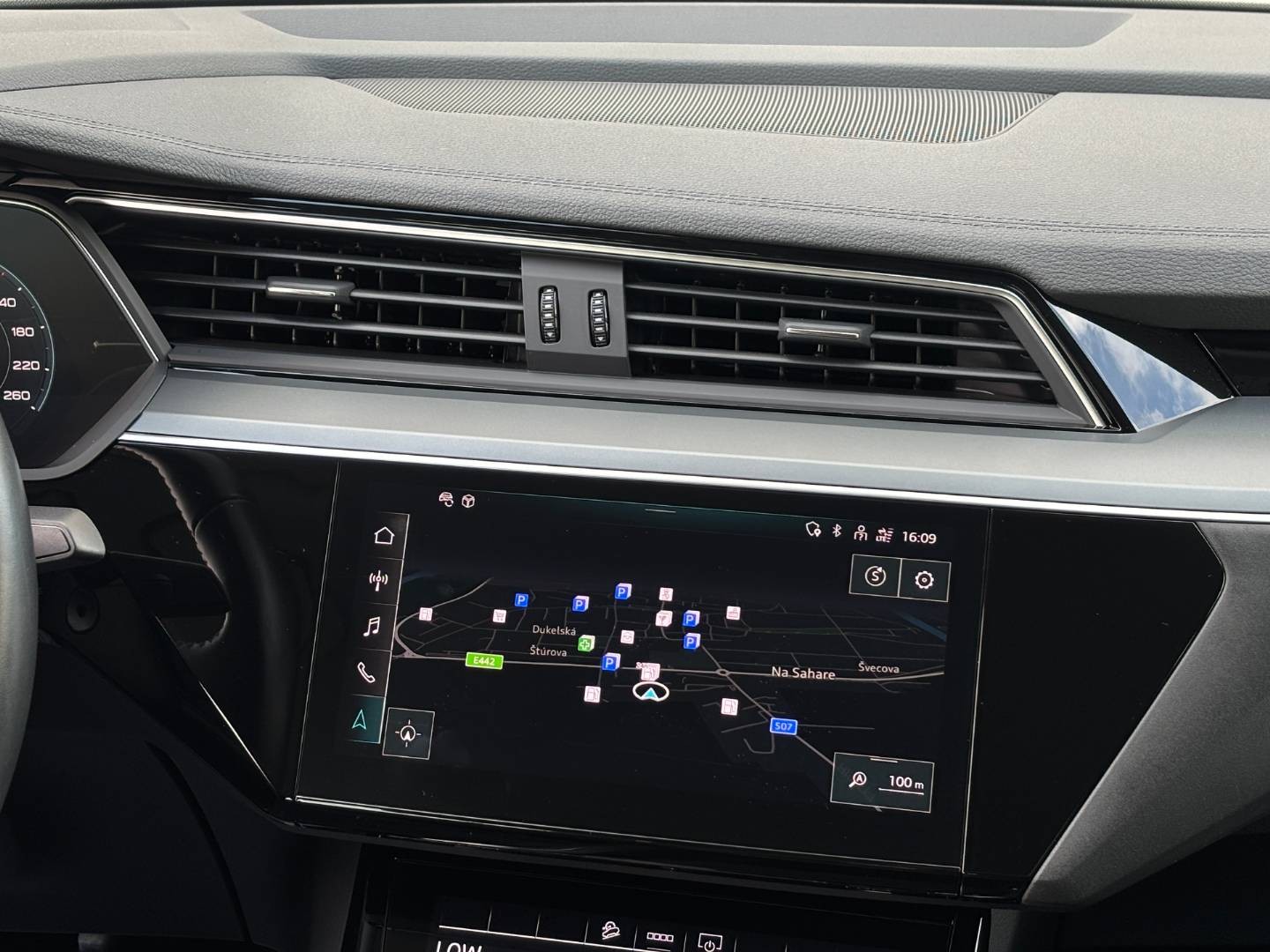 Audi E-tron 50 quattro S line