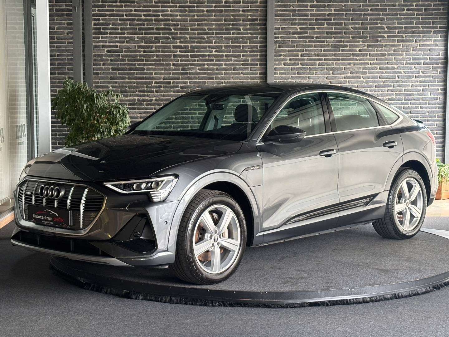 Audi E-tron 50 quattro S line