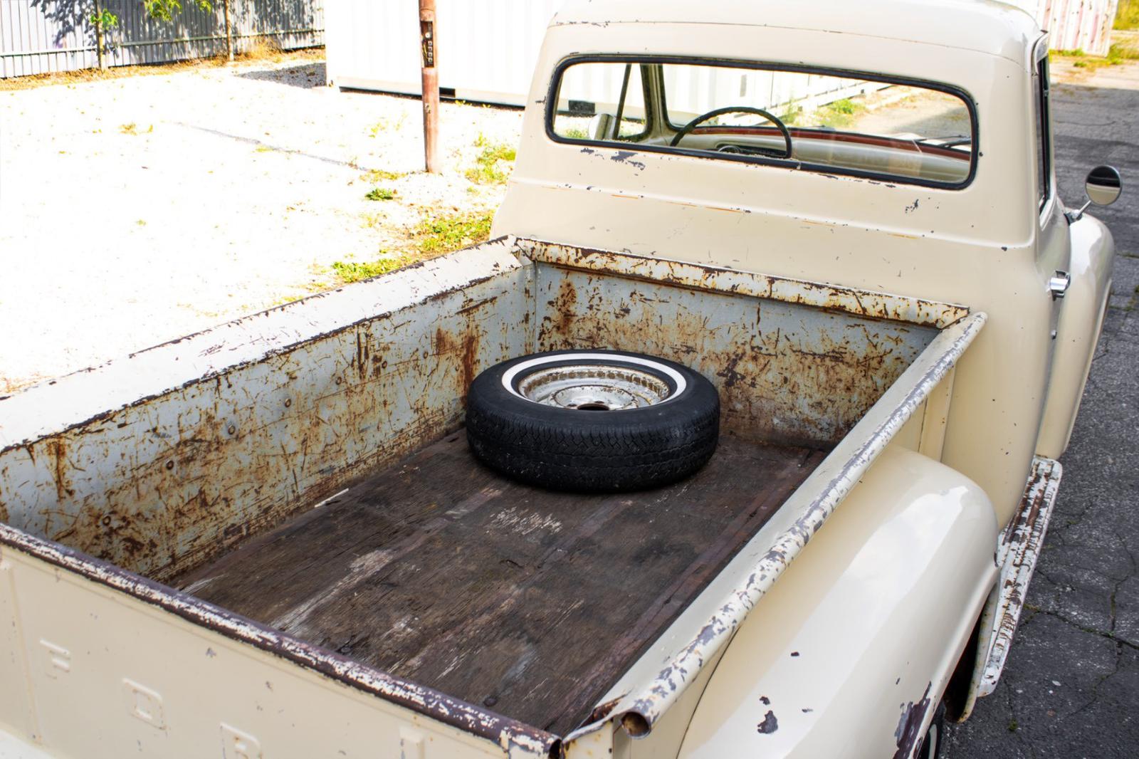 Ford F-100 Pickup 223 Mileage Maker Six 1955