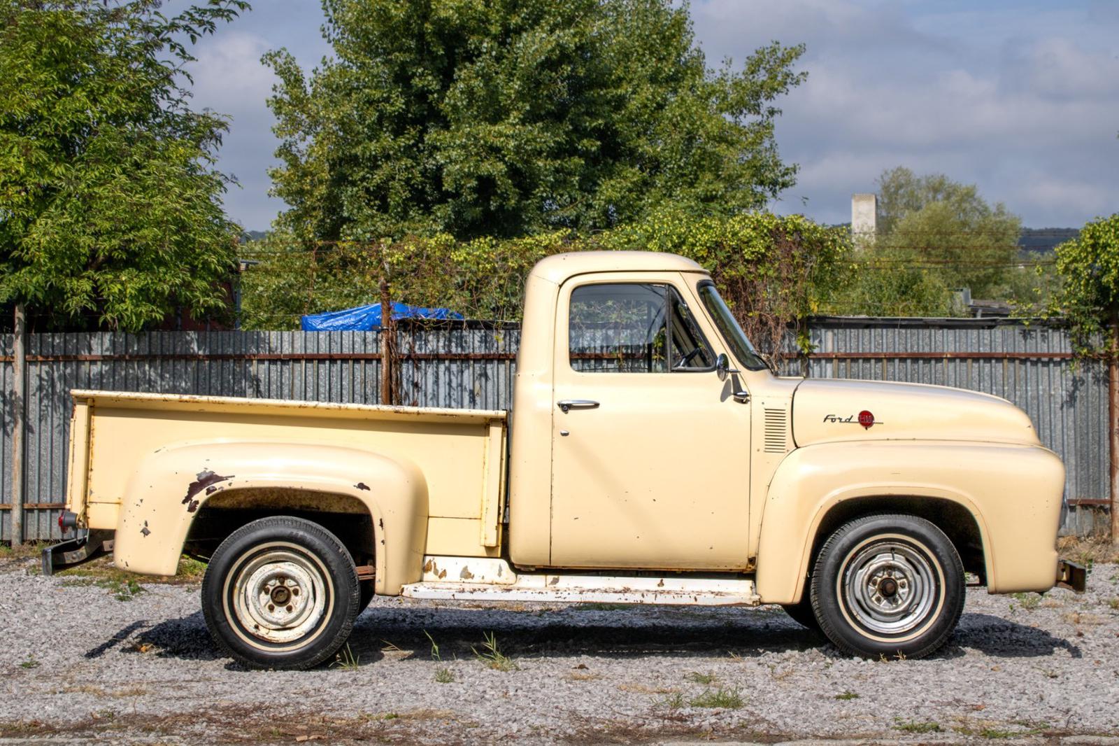 Ford F-100 Pickup 223 Mileage Maker Six 1955