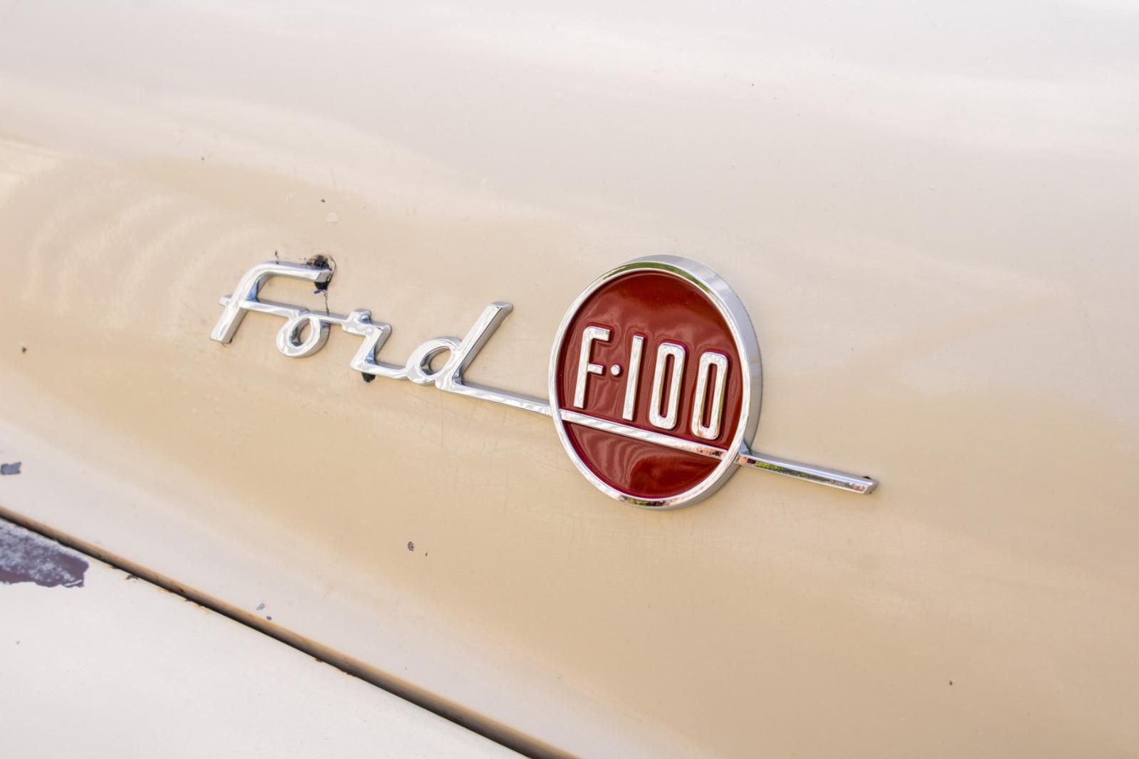Ford F-100 Pickup 223 Mileage Maker Six 1955