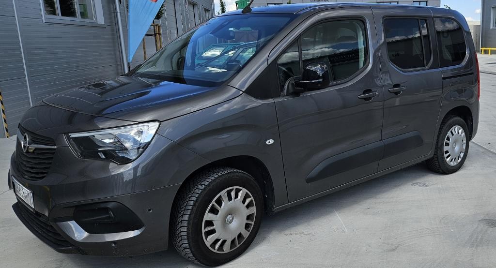 Opel Combo Life 1.2 Turbo 130k Elegance Plus AT8