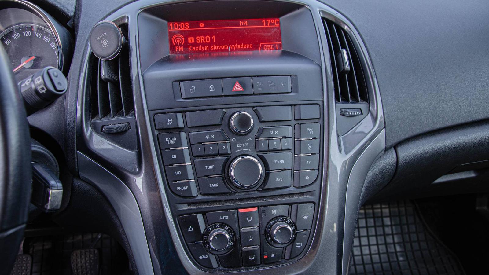 Opel Astra Sport Tourer ST 1.4 Turbo 140k, 103KW, M6, 5d