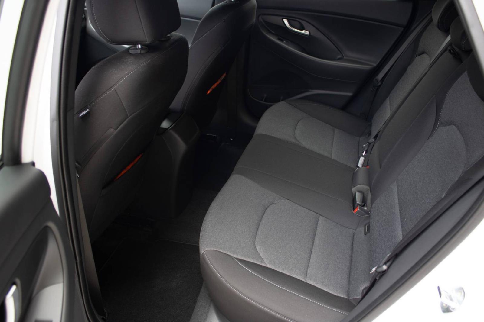 Hyundai i30 1.5 T-GDi mHEV iMT Play
