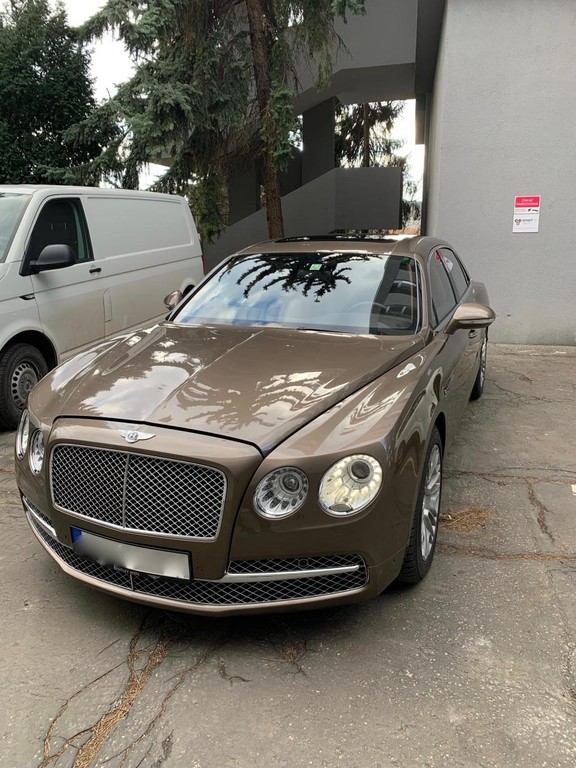 Bentley Continental Flying Spur 600 W12