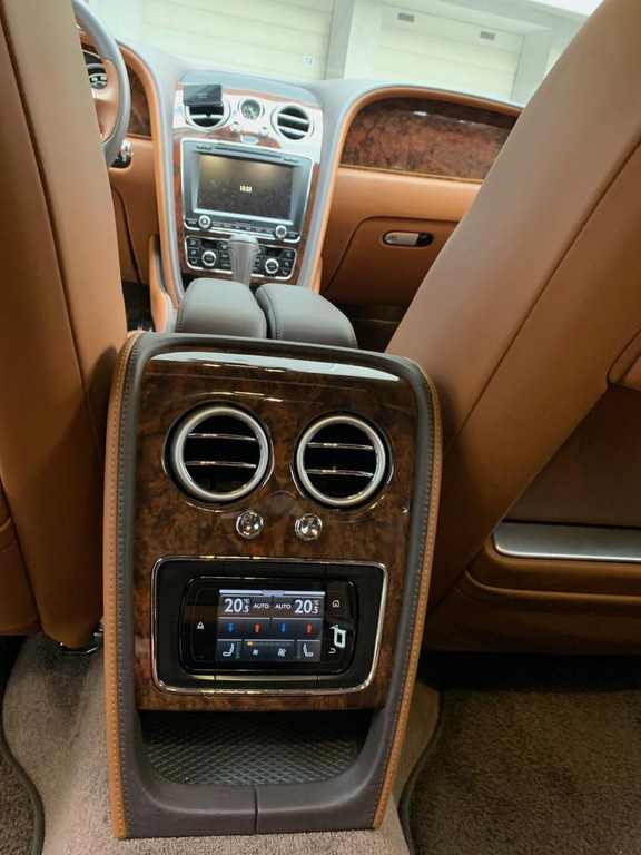 Bentley Continental Flying Spur 600 W12