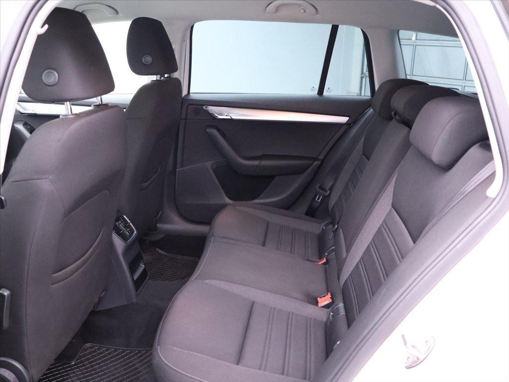 Škoda Octavia Combi 1.6 TDi DSG