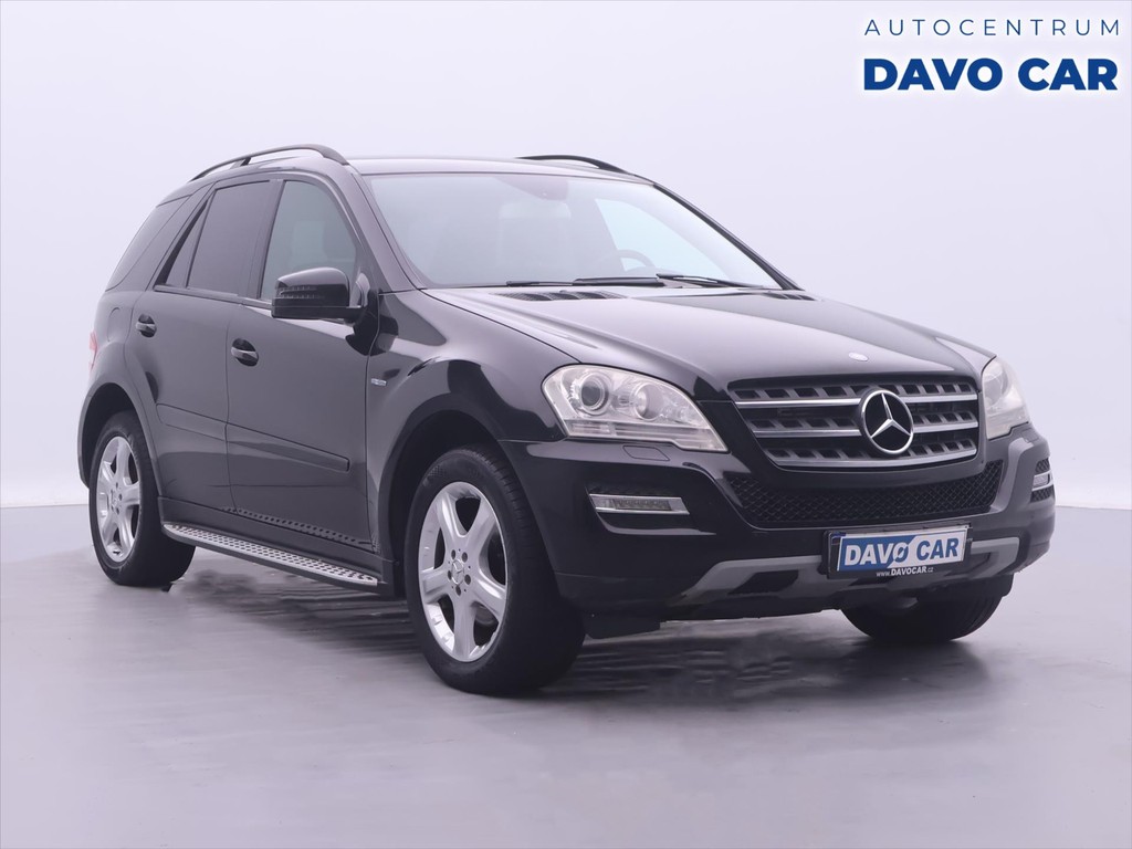 Mercedes M trieda 300 CDi 4-Matic