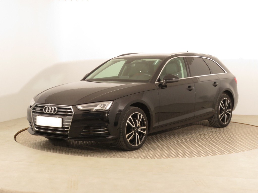 Audi A4 2.0 TDI Virtual cockpit