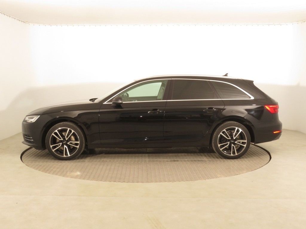 Audi A4 2.0 TDI Virtual cockpit