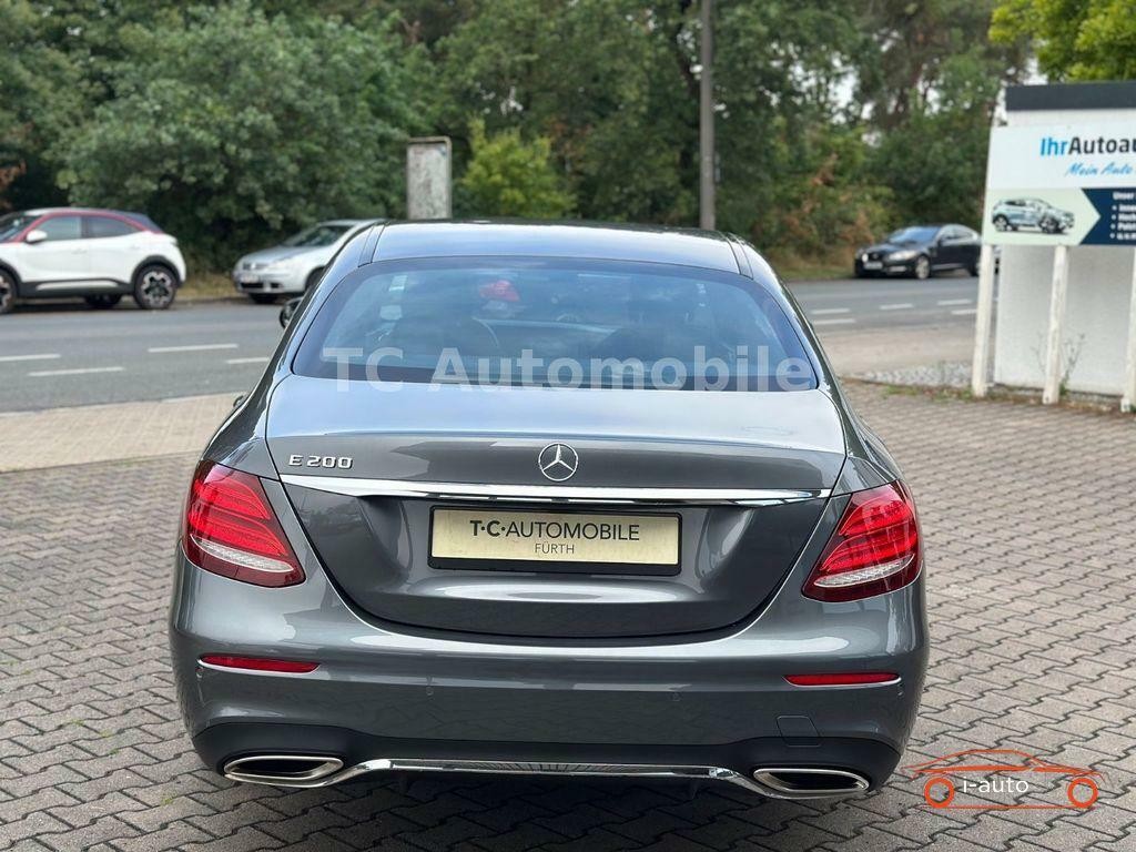 Mercedes-Benz E trieda Sedan AMG