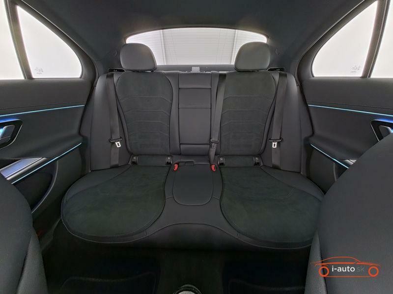 Mercedes-Benz E trieda Sedan AMG