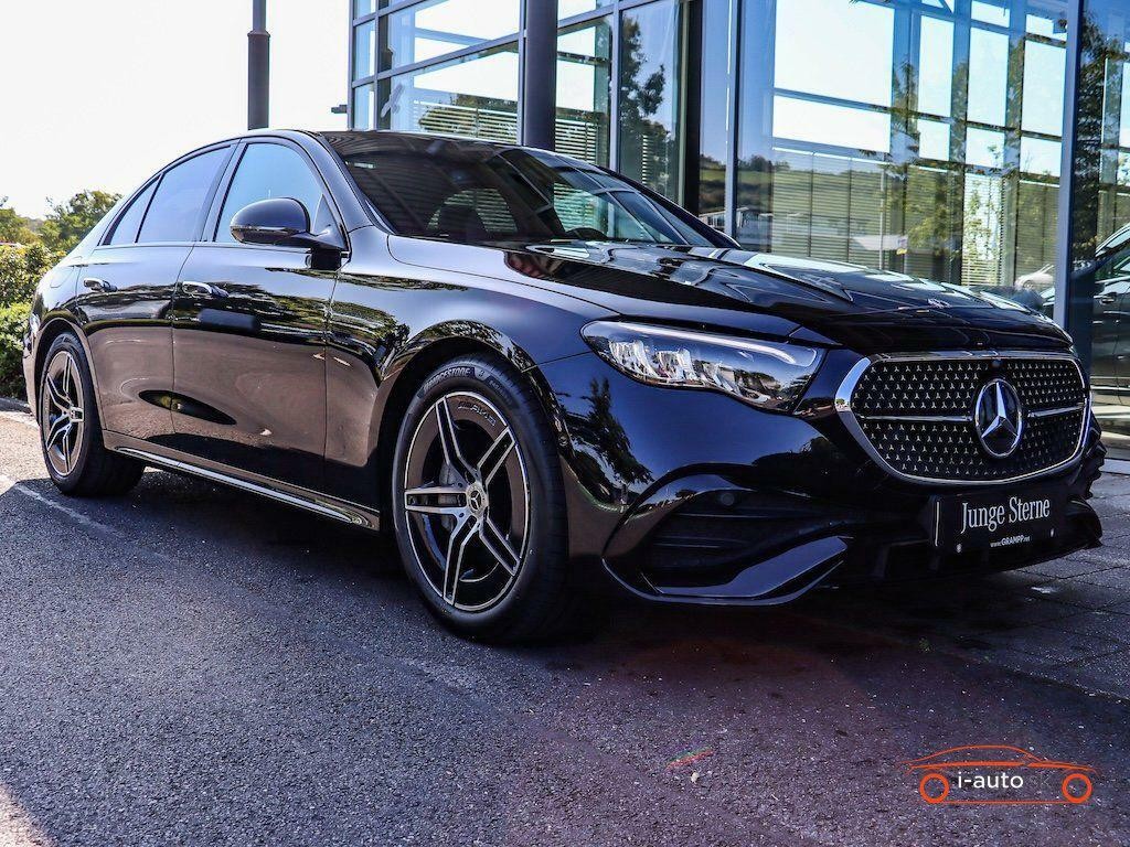 Mercedes-Benz E trieda Sedan 4Matic AMG Advanced