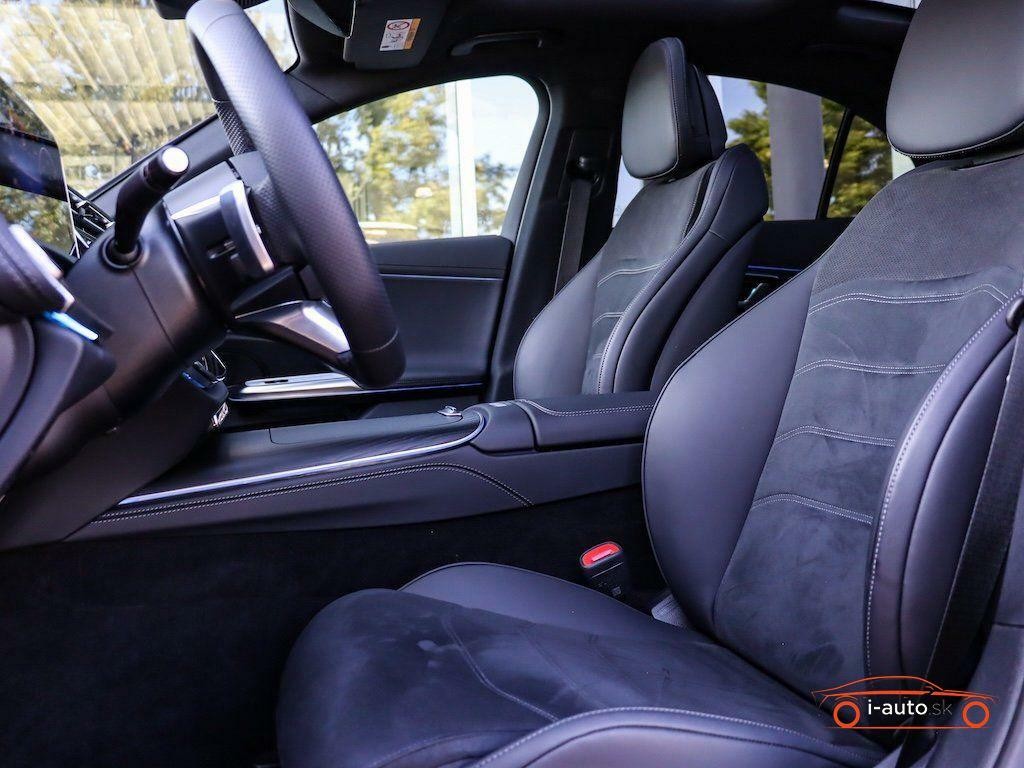 Mercedes-Benz E trieda Sedan 4Matic AMG Advanced