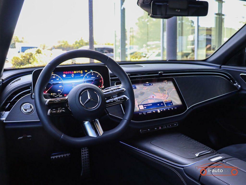 Mercedes-Benz E trieda Sedan 4Matic AMG Advanced