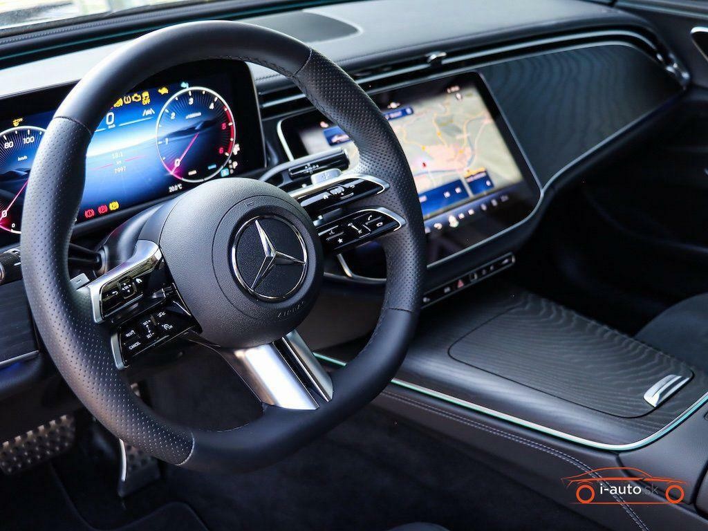 Mercedes-Benz E trieda Sedan 4Matic AMG Advanced