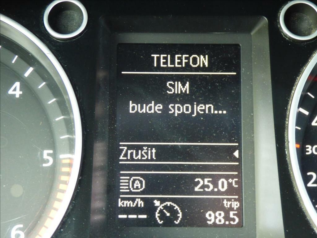 Volkswagen Passat Variant 2, 0 TDi, 130kW, Bi-Xenon, Navigace, serviska  Business Edition