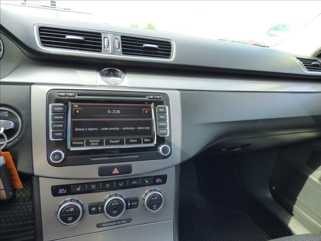 Volkswagen Passat Variant 2, 0 TDi, 130kW, Bi-Xenon, Navigace, serviska  Business Edition