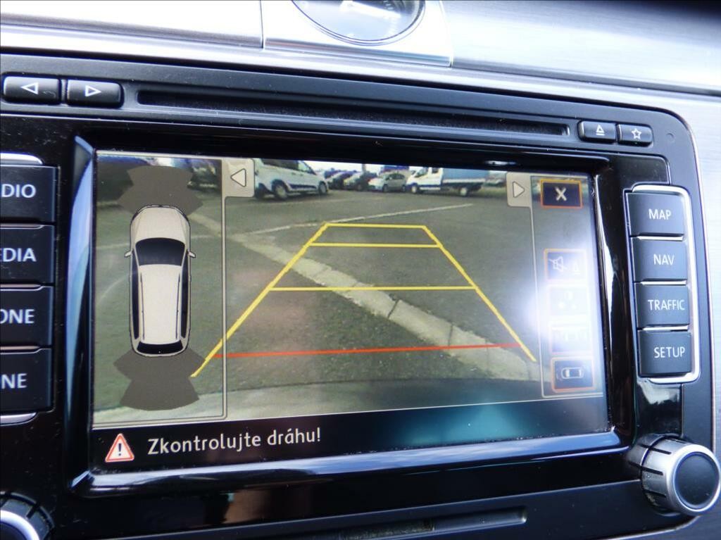 Volkswagen Passat Variant 2, 0 TDi, 130kW, Bi-Xenon, Navigace, serviska  Business Edition