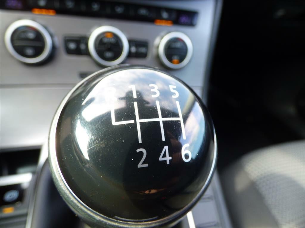 Volkswagen Passat Variant 2, 0 TDi, 130kW, Bi-Xenon, Navigace, serviska  Business Edition