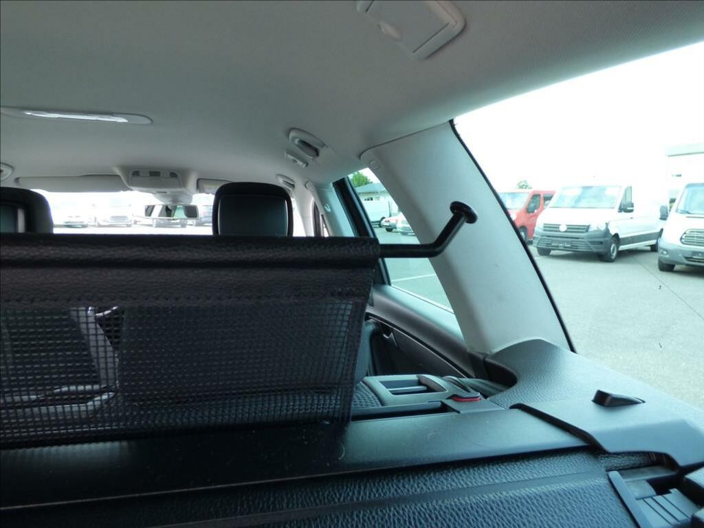 Volkswagen Passat Variant 2, 0 TDi, 130kW, Bi-Xenon, Navigace, serviska  Business Edition