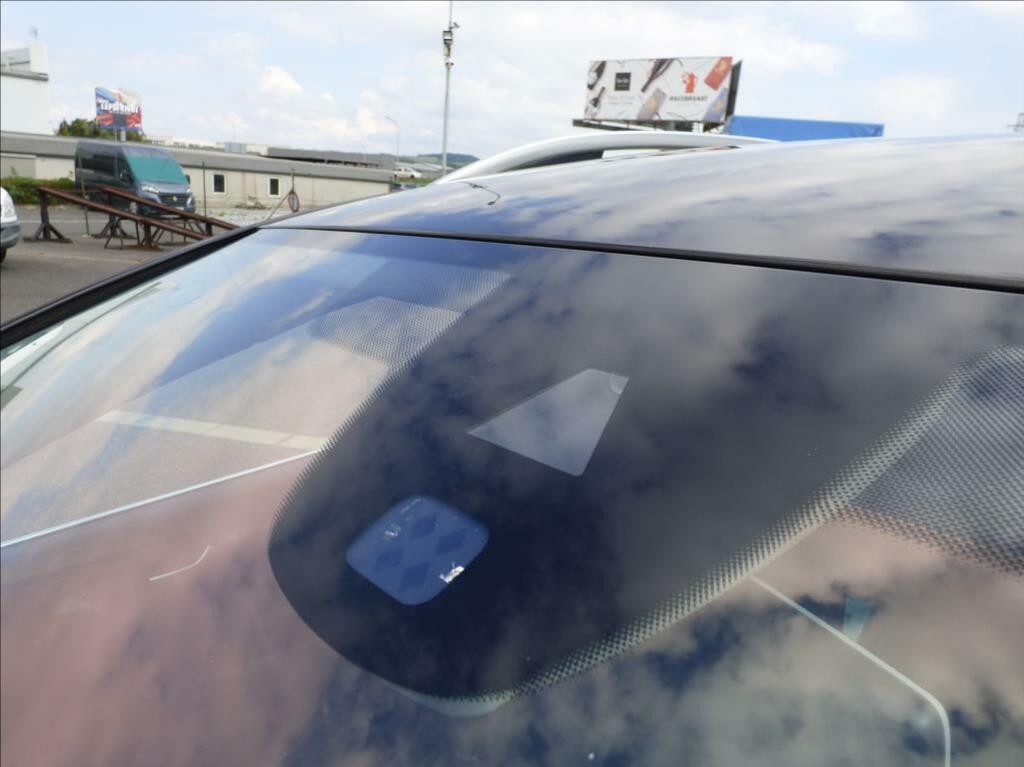 Volkswagen Passat Variant 2, 0 TDi, 130kW, Bi-Xenon, Navigace, serviska  Business Edition