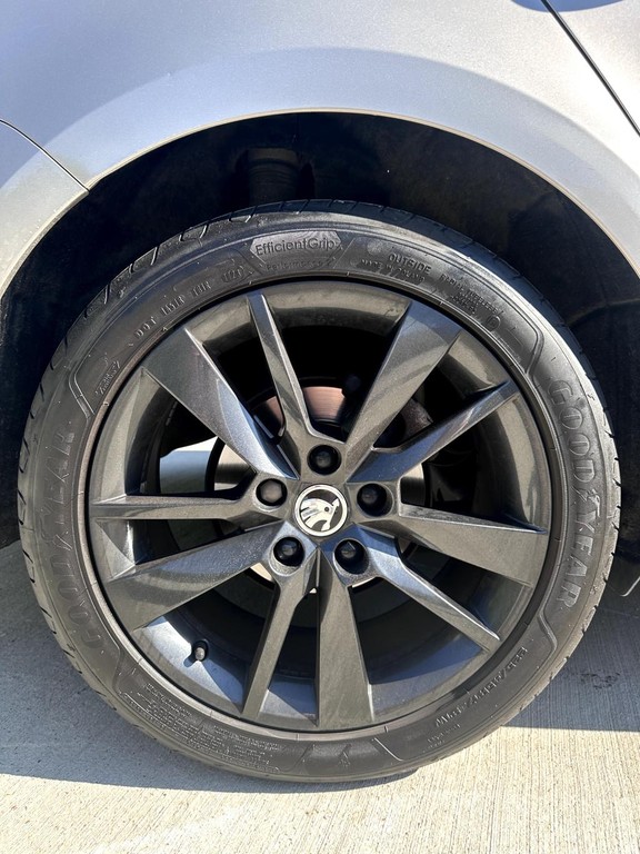 Škoda Octavia Combi 2.0 TDI Ambition DSG