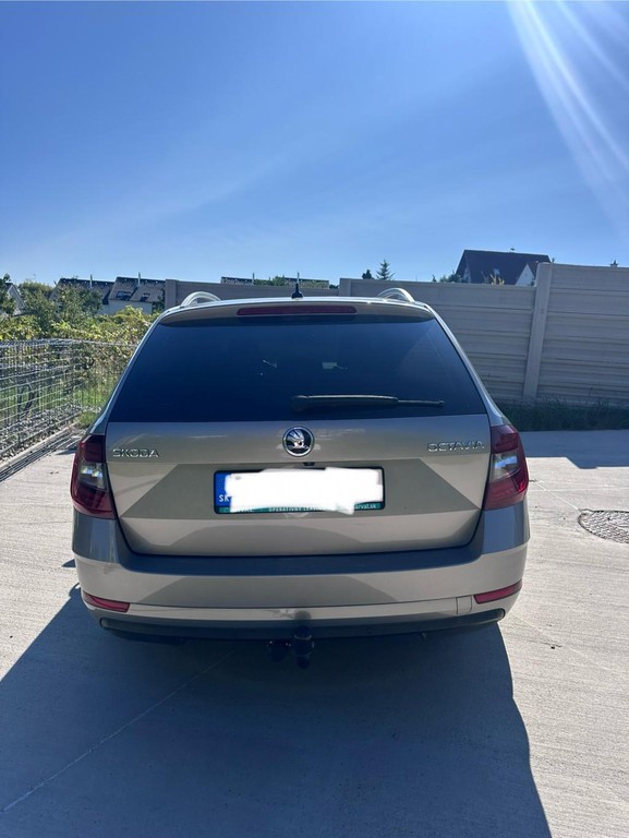 Škoda Octavia Combi 2.0 TDI Ambition DSG