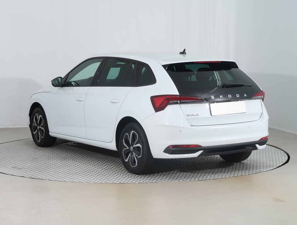 Skoda Scala First Edition 1.5 TSI nízke km