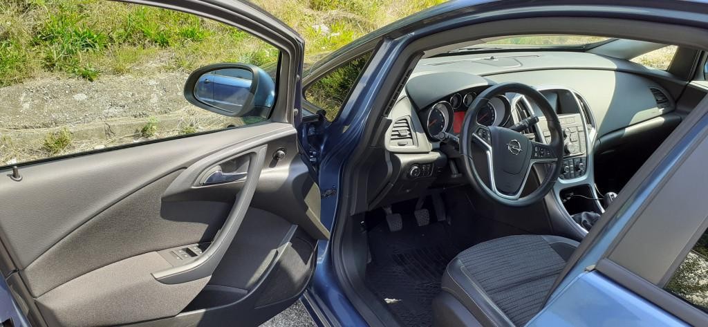 Opel Astra ST 1.4 Turbo 140k Active/drive
