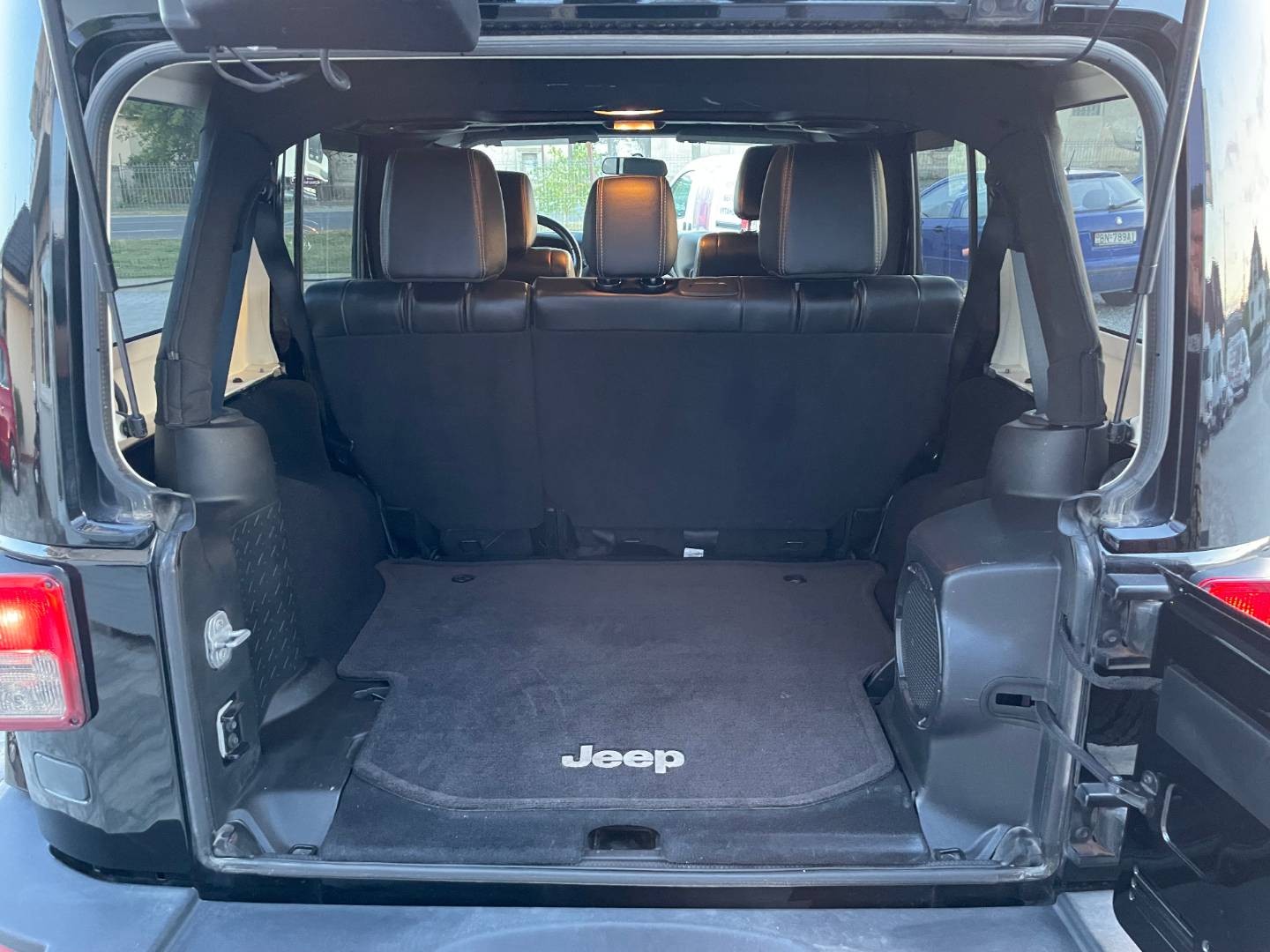 Jeep Wrangler Unlimited 2.8 CRD Sahara A/T