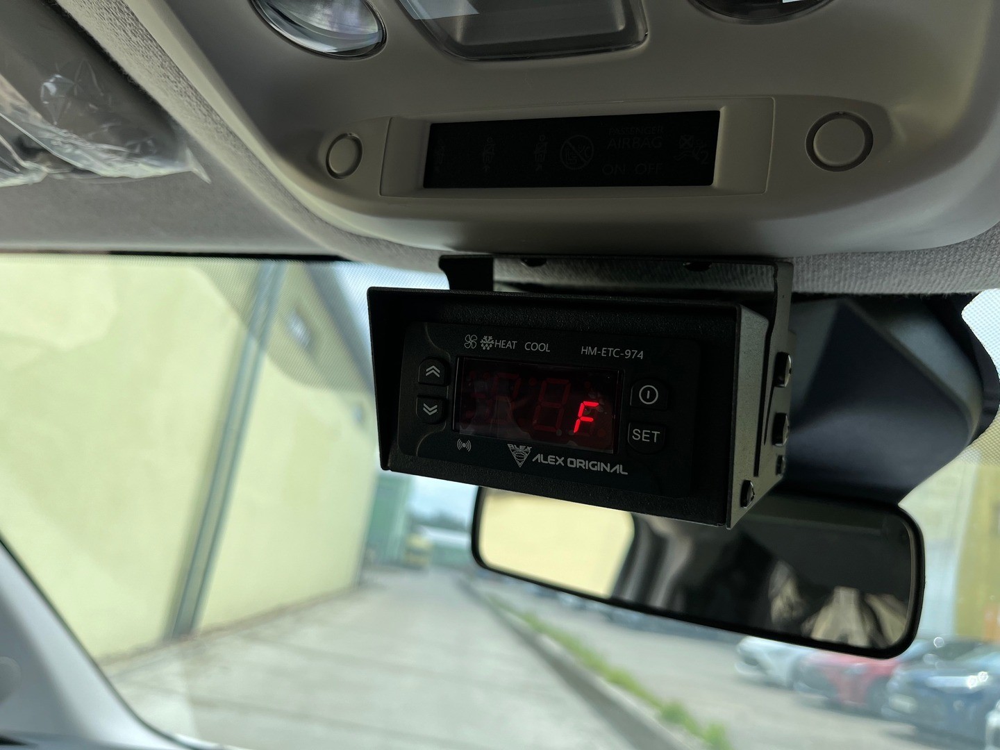 Toyota PROACE 2,0-l-D-4D L1 -  Chladiarenske vozidlo