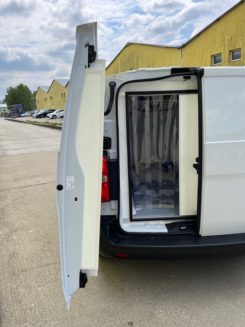 Toyota PROACE 2,0-l-D-4D L1 -  Chladiarenske vozidlo