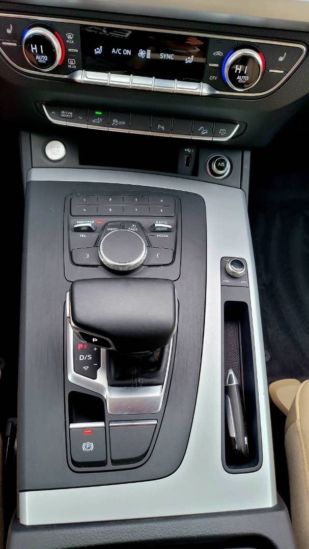 Audi Q5 50 2.0 TFSIe Plug -in Hybrid quattro S tronic