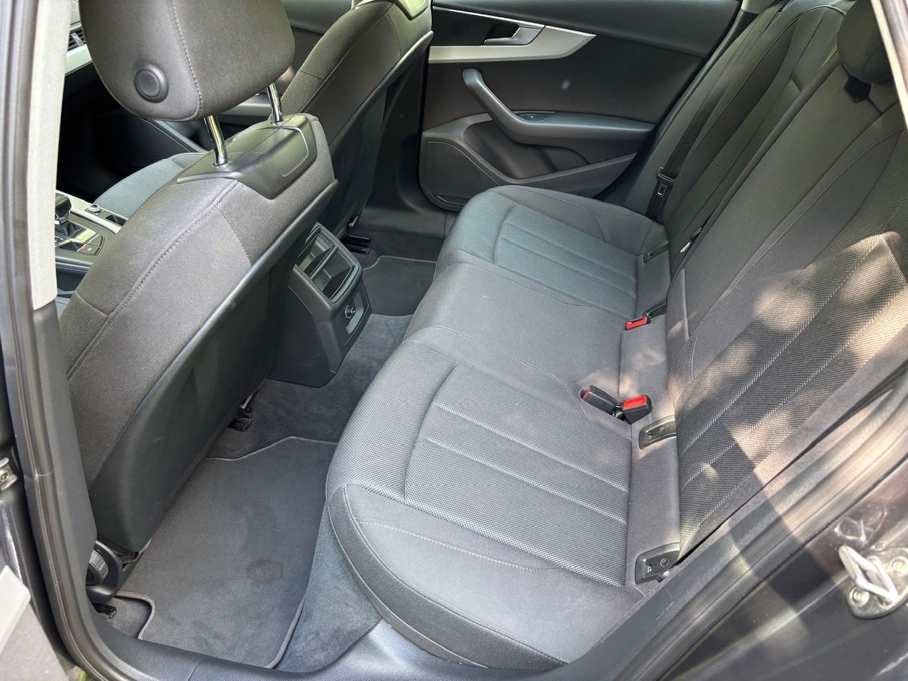 Audi A4 Avant 35 2.0 TDI Advanced S tronic