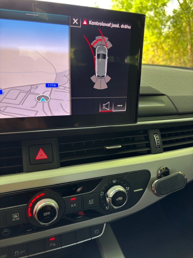 Audi A4 Avant 35 2.0 TDI Advanced S tronic