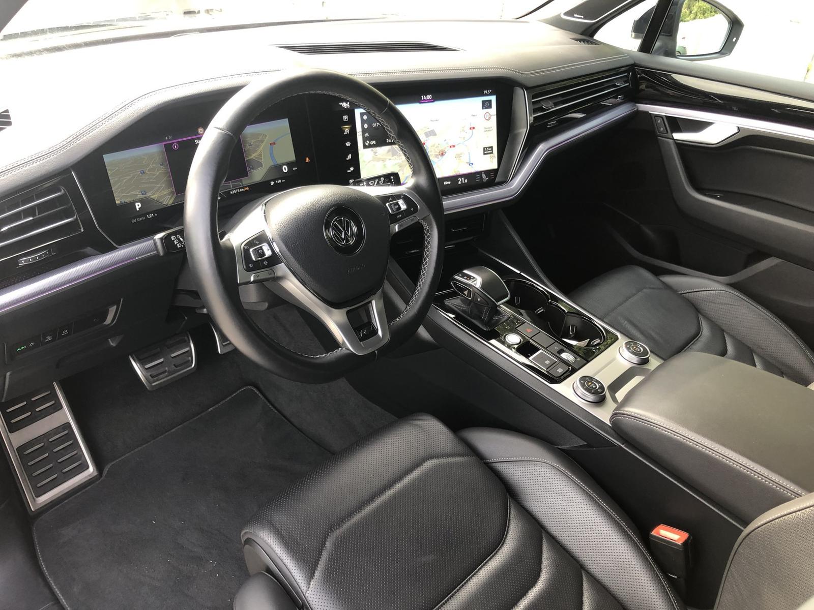 Volkswagen Touareg Touareg R-LINE 3.0TDI AT8 4x4 210kW