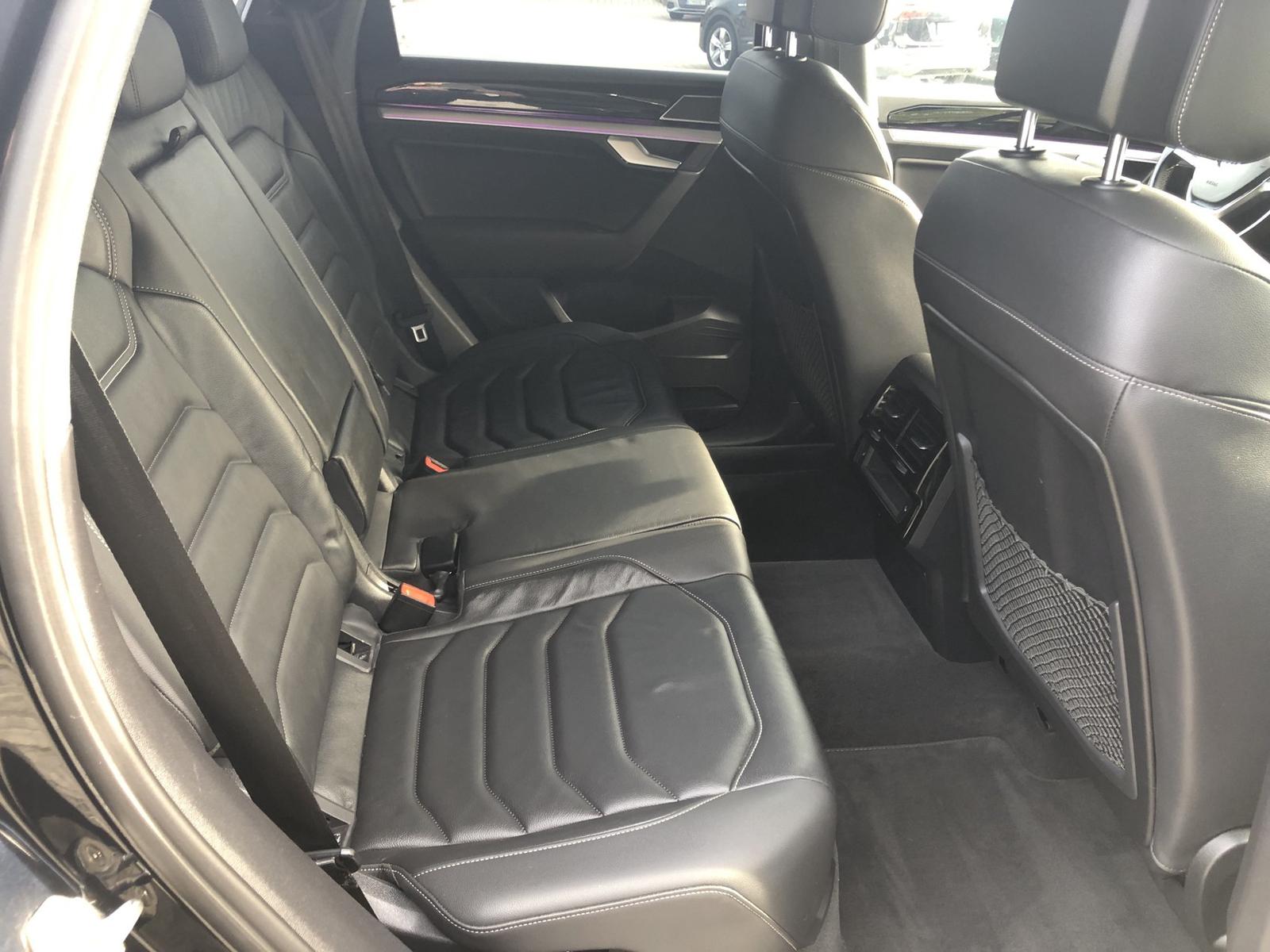 Volkswagen Touareg Touareg R-LINE 3.0TDI AT8 4x4 210kW