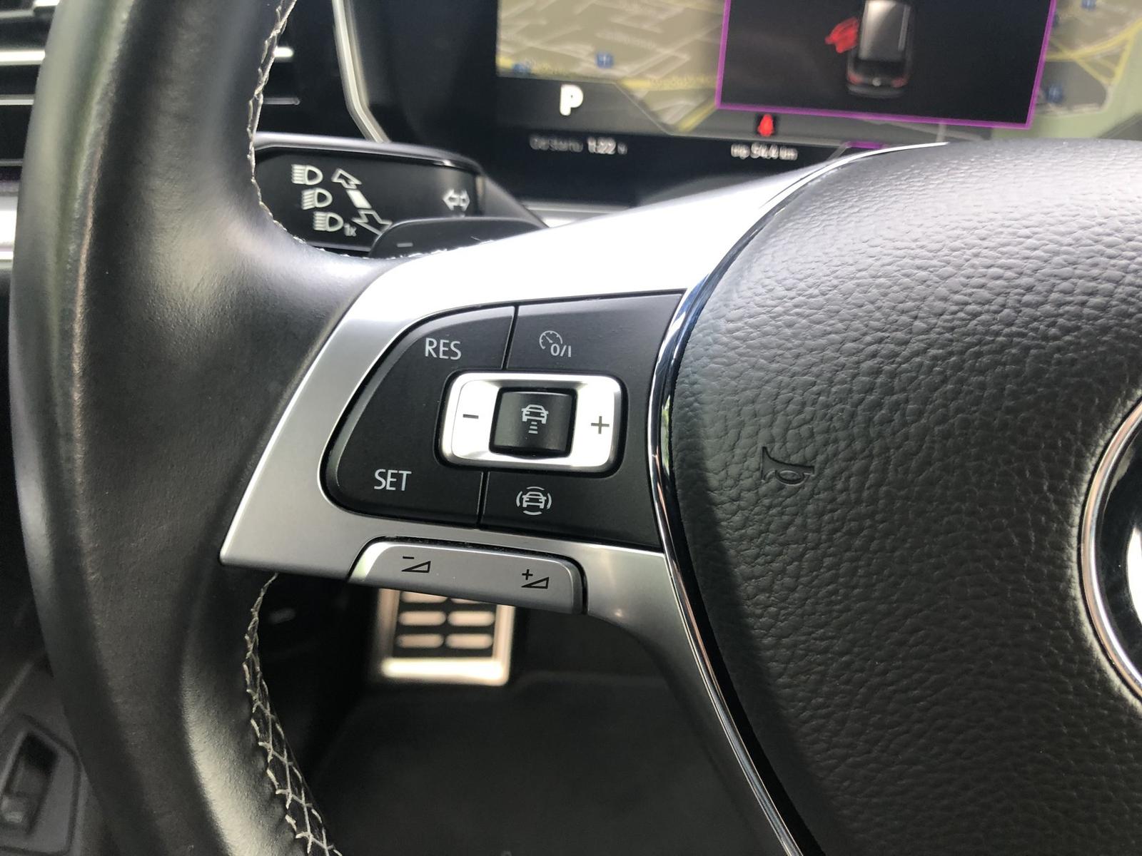 Volkswagen Touareg Touareg R-LINE 3.0TDI AT8 4x4 210kW