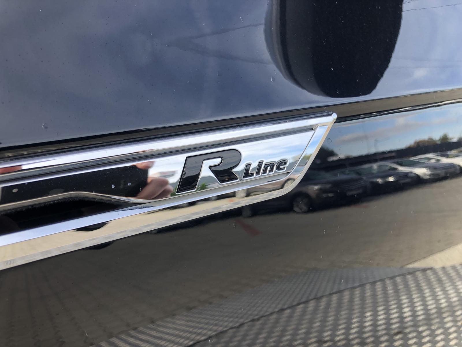 Volkswagen Touareg Touareg R-LINE 3.0TDI AT8 4x4 210kW