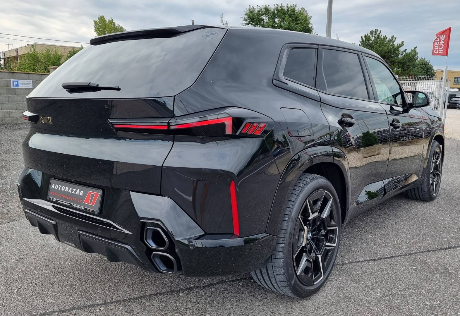 BMW XM 4.4i Plugin Hybrid V8 xDrive 653hp