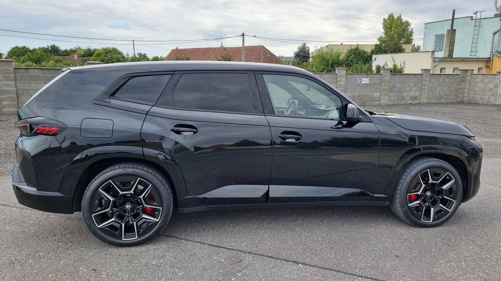 BMW XM 4.4i Plugin Hybrid V8 xDrive 653hp