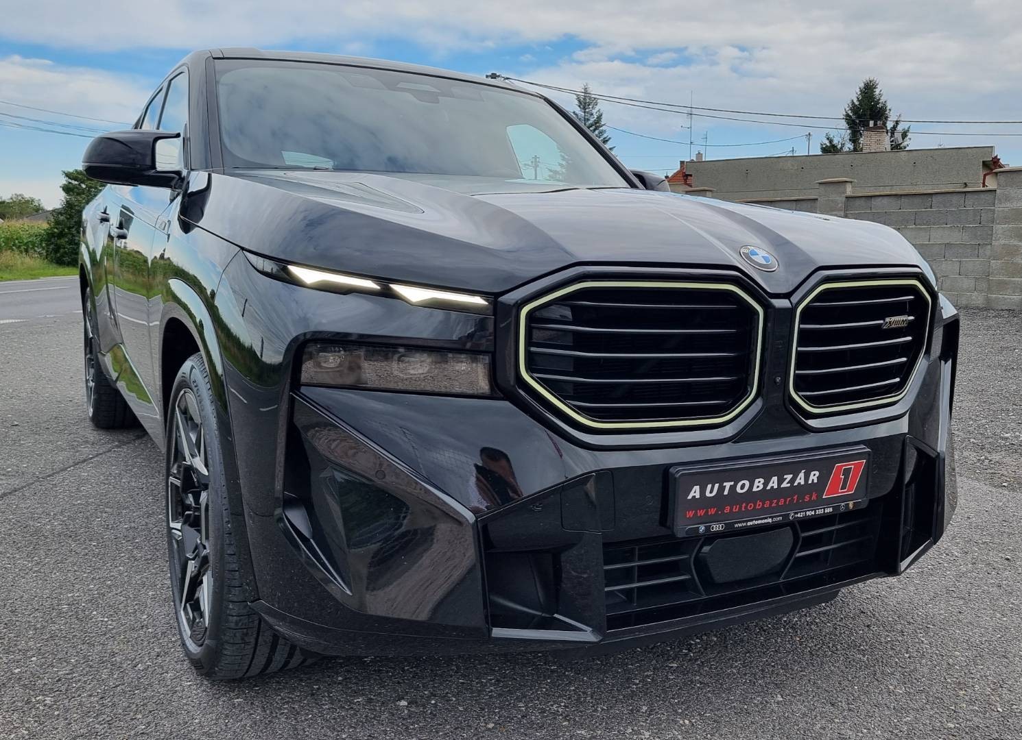 BMW XM 4.4i Plugin Hybrid V8 xDrive 653hp