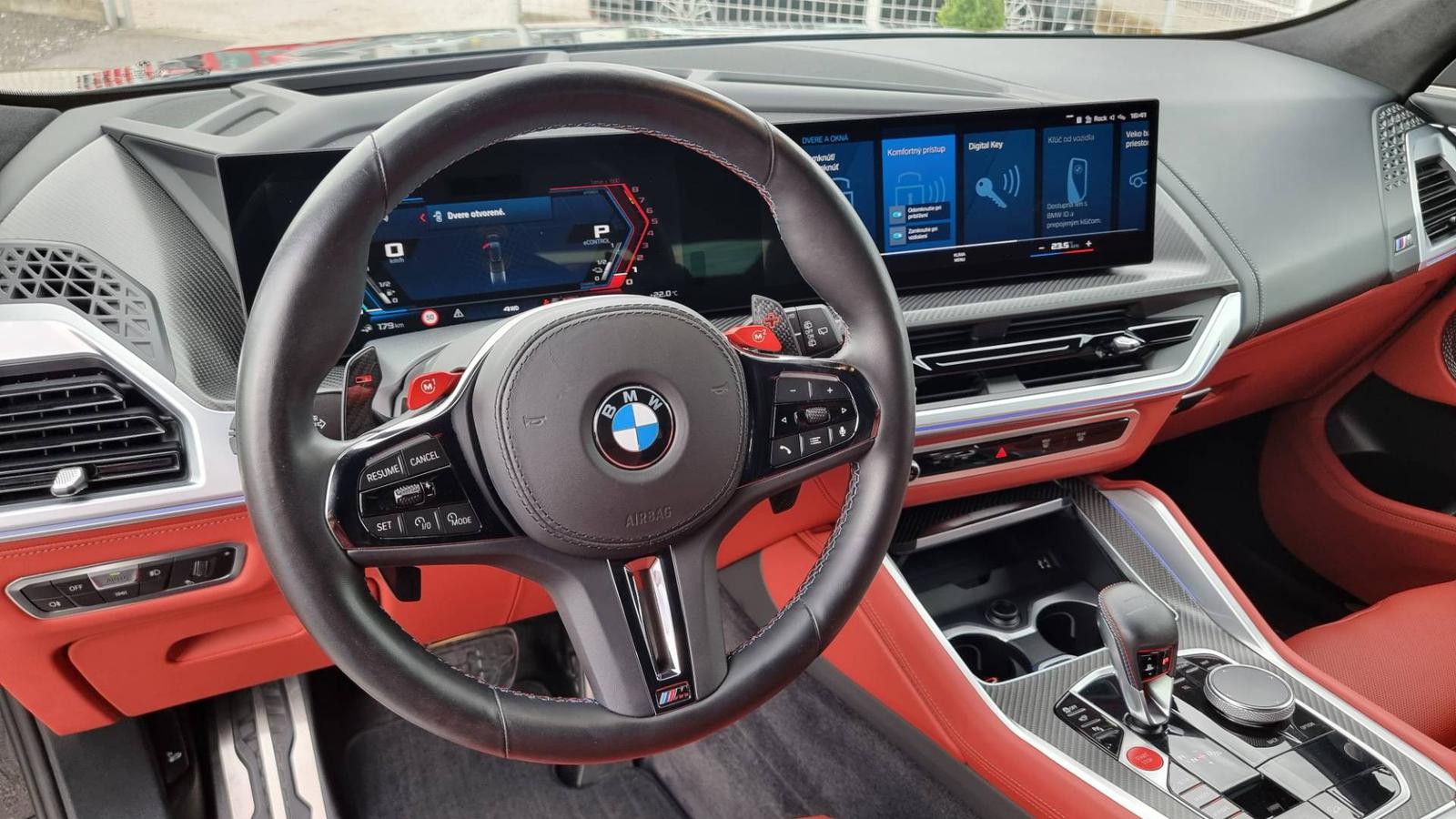 BMW XM 4.4i Plugin Hybrid V8 xDrive 653hp