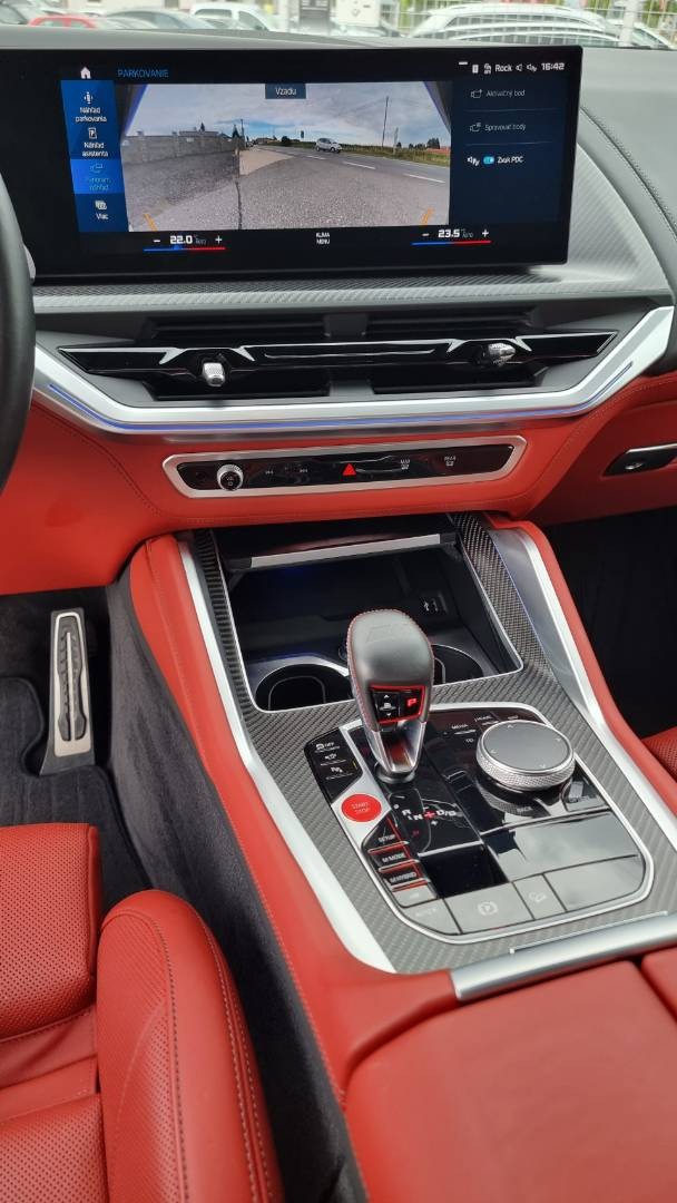 BMW XM 4.4i Plugin Hybrid V8 xDrive 653hp