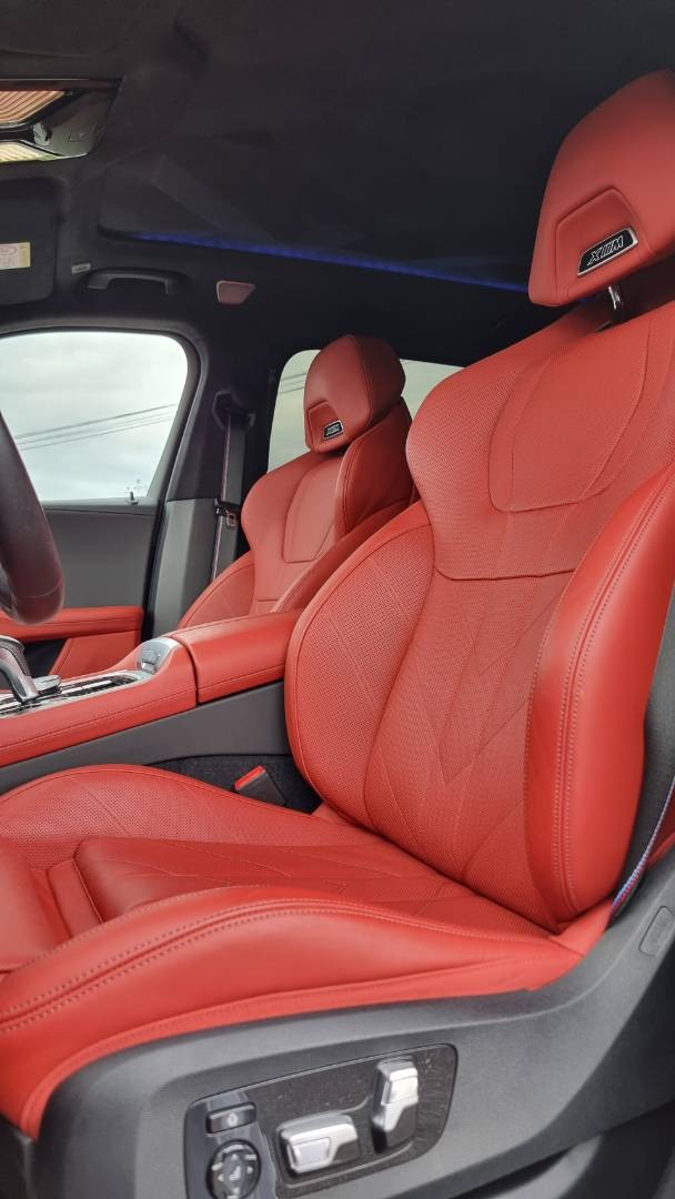 BMW XM 4.4i Plugin Hybrid V8 xDrive 653hp