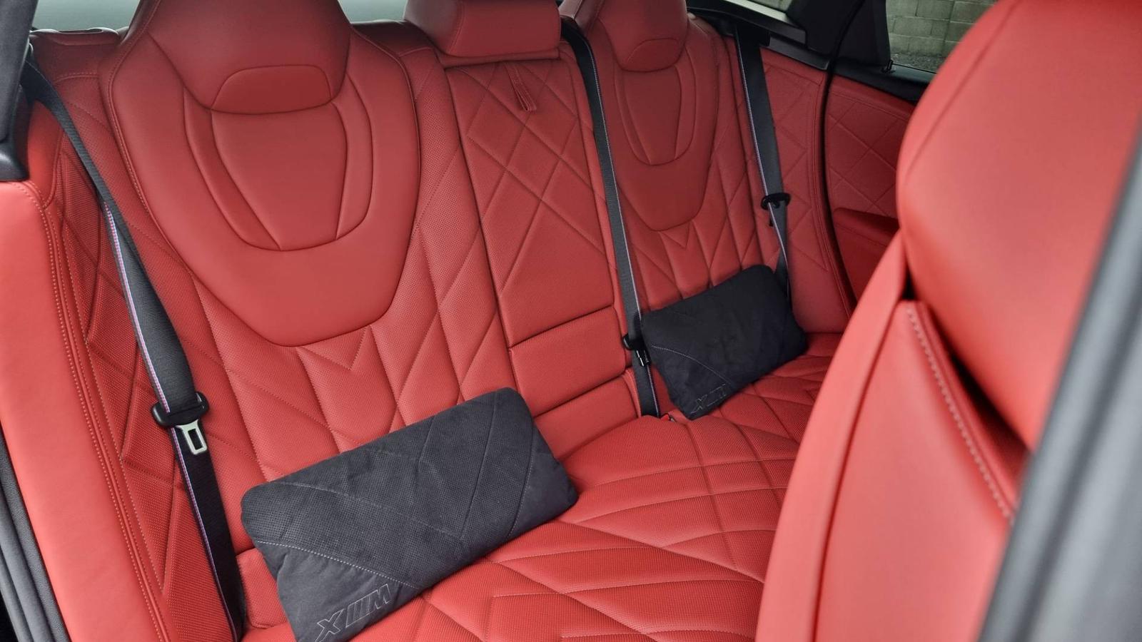 BMW XM 4.4i Plugin Hybrid V8 xDrive 653hp