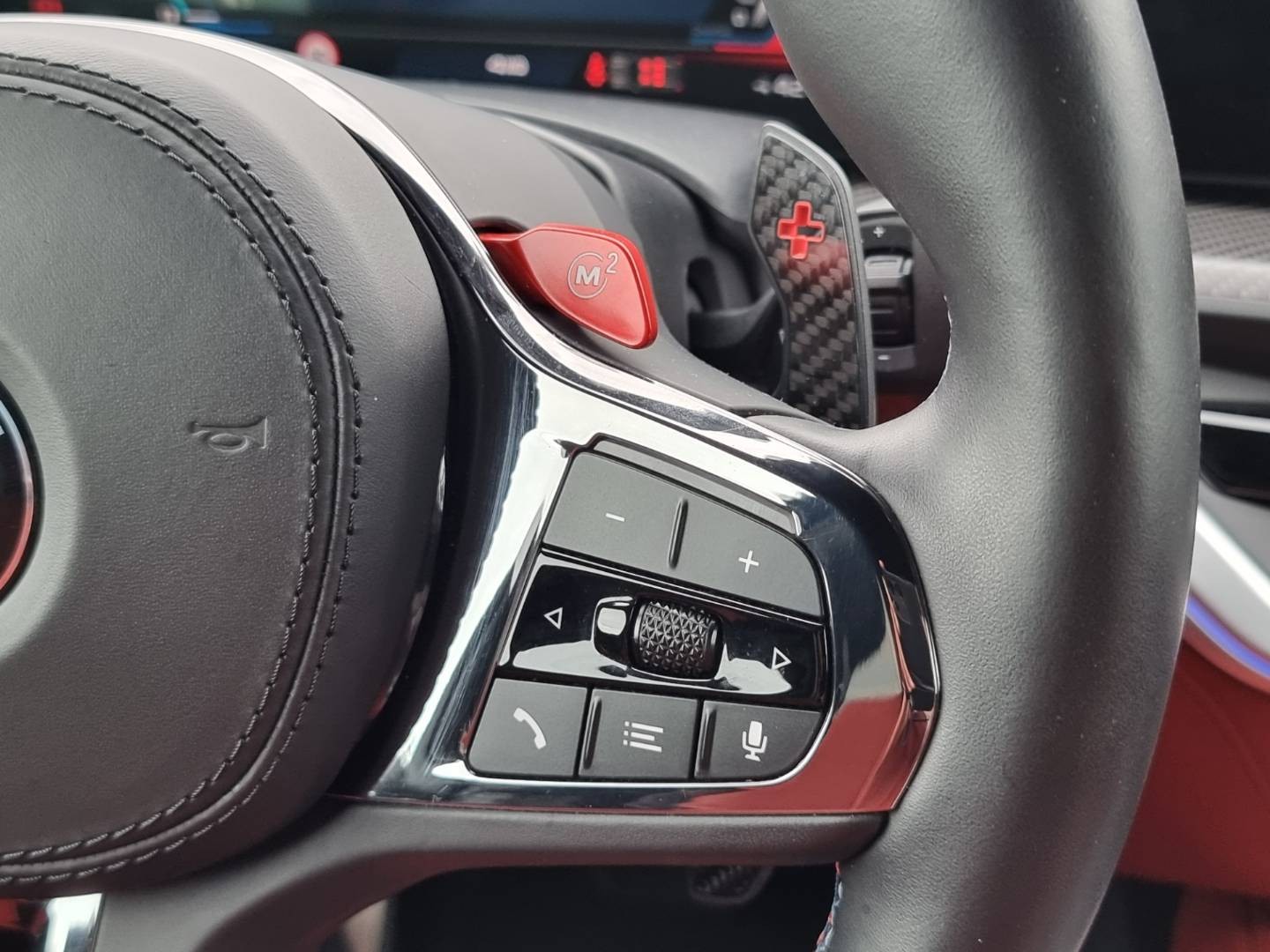 BMW XM 4.4i Plugin Hybrid V8 xDrive 653hp